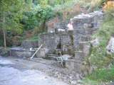 Fontaine Nocario Castagniccia Orezza Haute Corse  Octobre 2006.